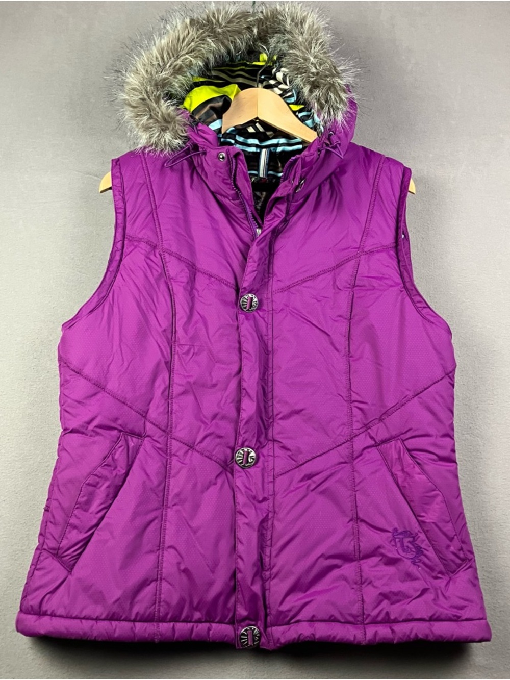 Burton Women’s Puffer Vest Size XL Purple With Fur Trim Hood Full Zip Snap
